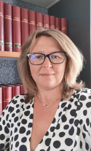 Lynda PEIRENBOOM 